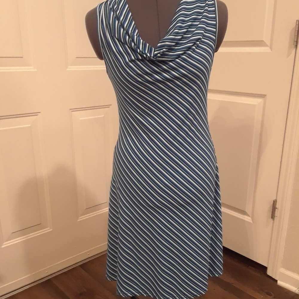 Blue Striped Scoop Neck Sleeveless Dress